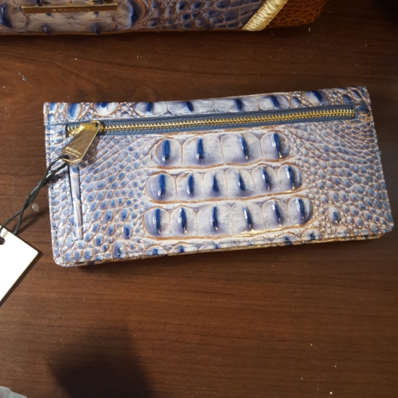 NWT Indigo Brahmin Handbag with matching wallet - Picture 4 of 7